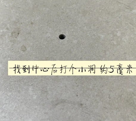 西安瓷砖空鼓维修公司专业解答在瓷砖铺贴过程中，如果砂料搅拌不均匀，将会带来以下问题